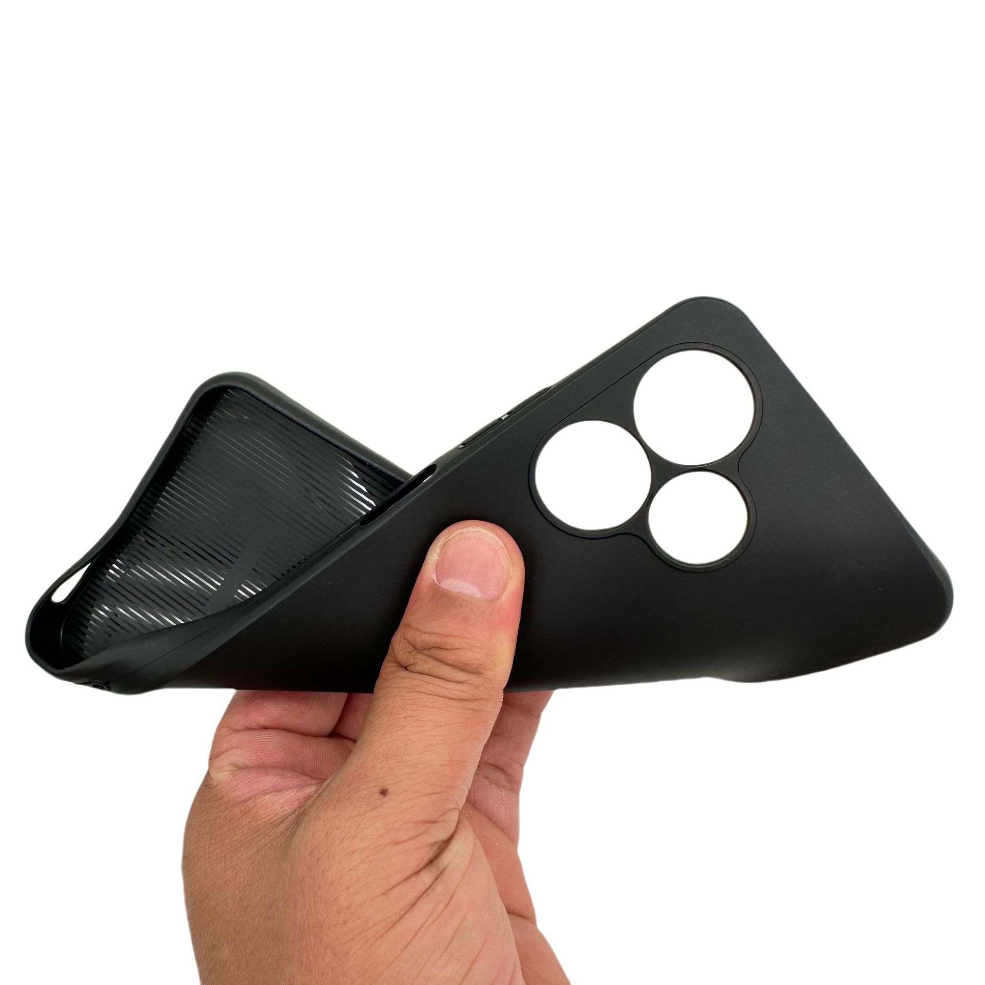 Boostcelero3+5G手机保护套 TPU磨砂皮套，防摔设计与黑色软壳的完美融合